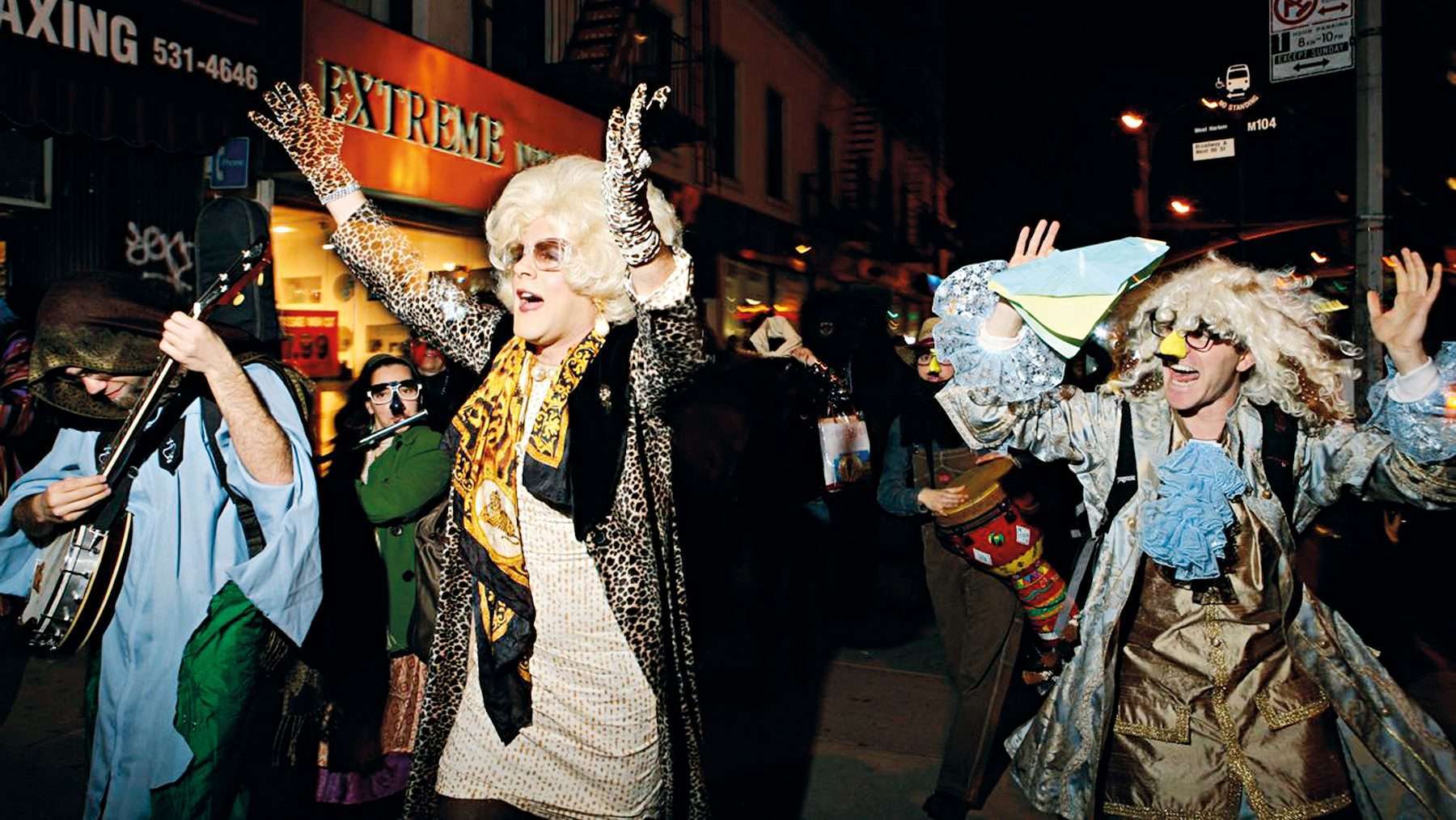 Sabbath_Queen_Still_01_2080x1387_72dpi